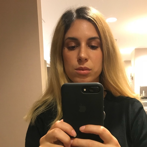 Meet your Posher, Eti - Picture 1 of 1